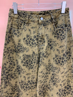 24880_BROWN