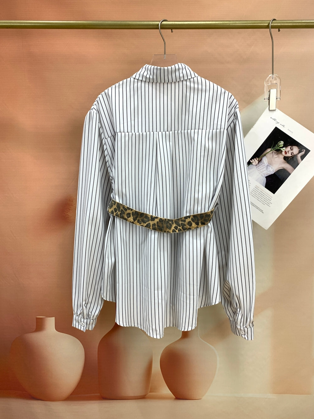 25190_WHITE