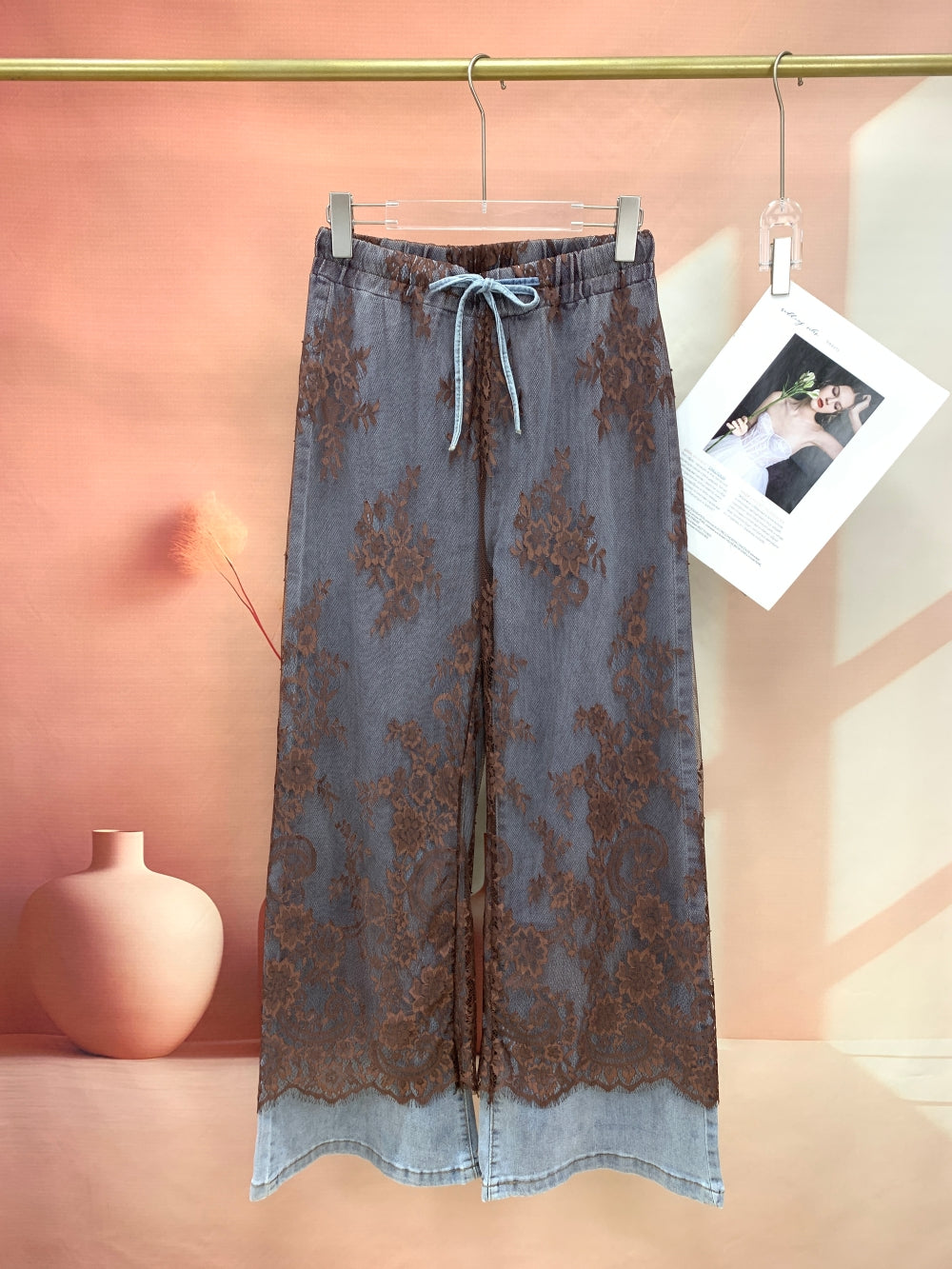 24432_BROWN
