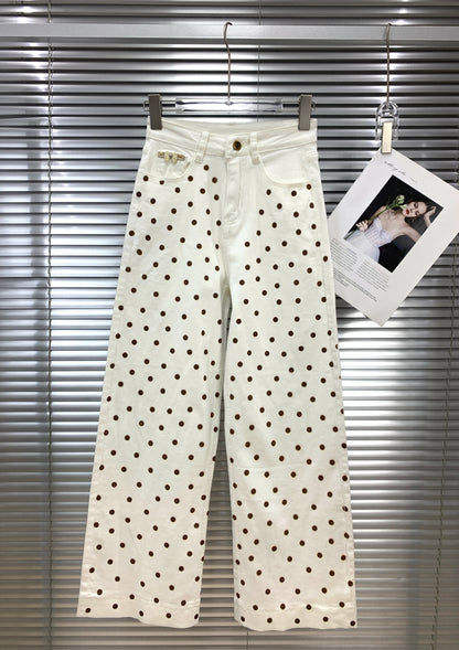 23692_WHITE