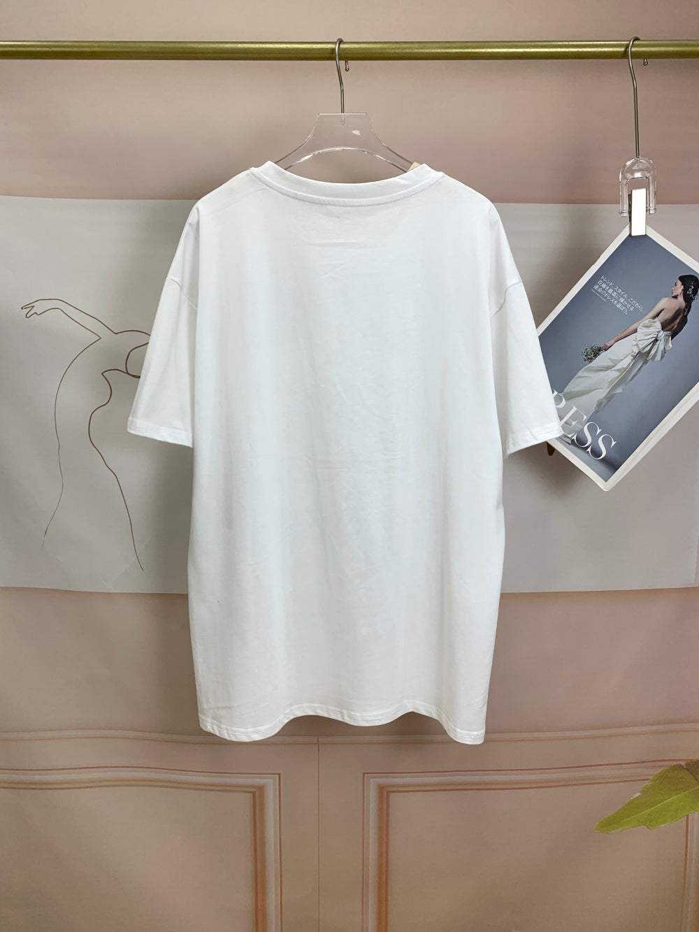 22891_WHITE