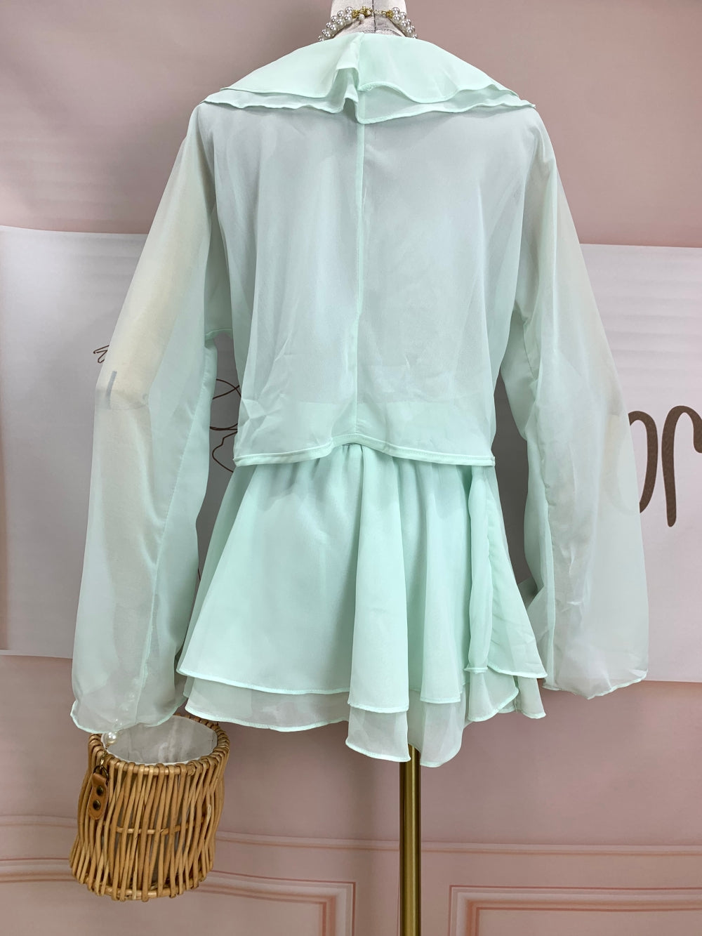 20733_GREEN