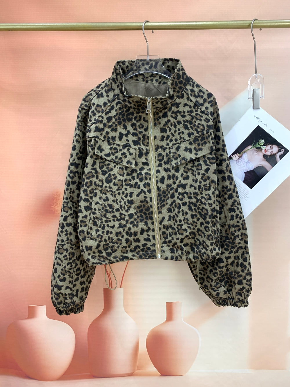 25196_BROWN