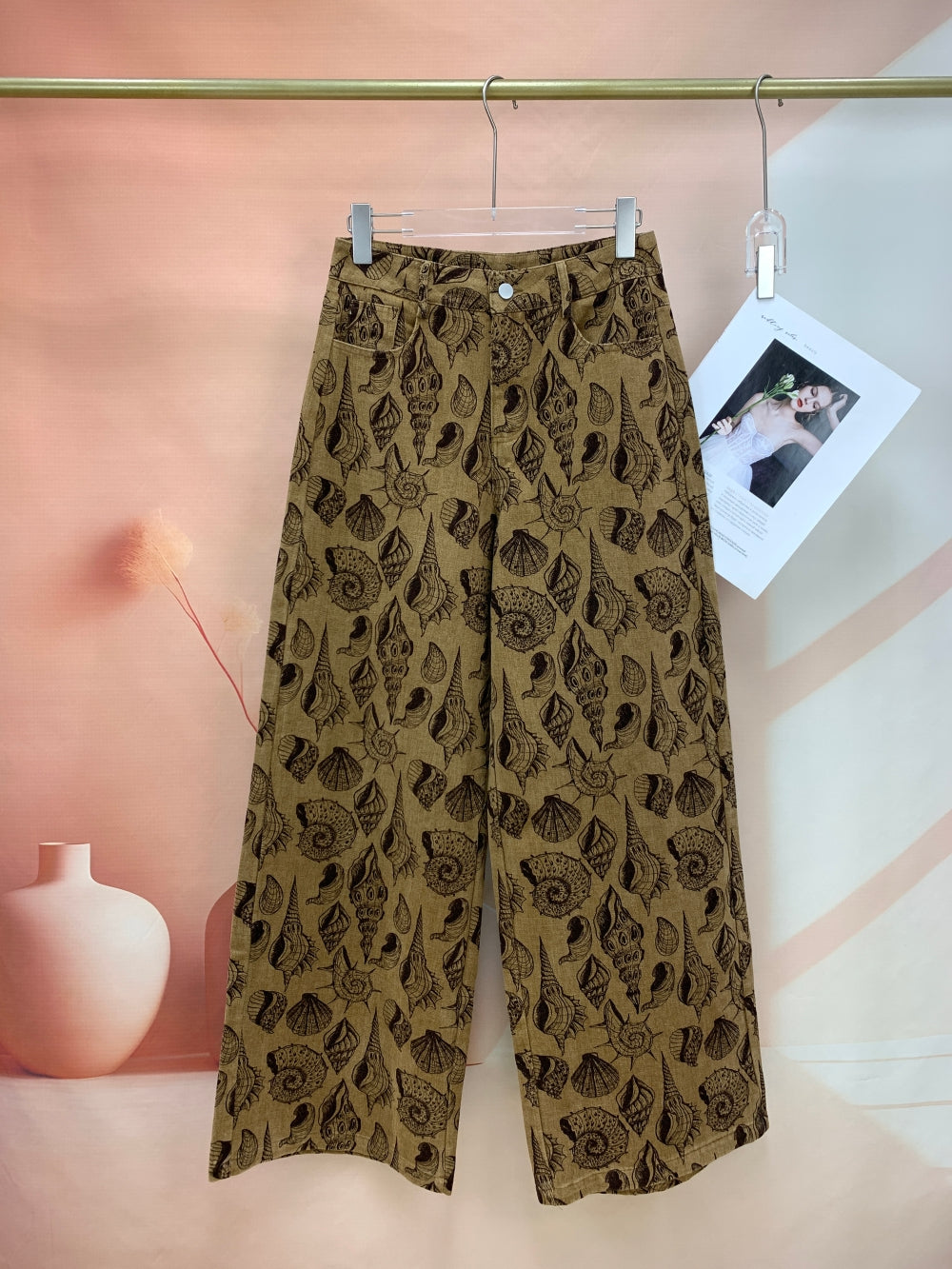 25039_BROWN