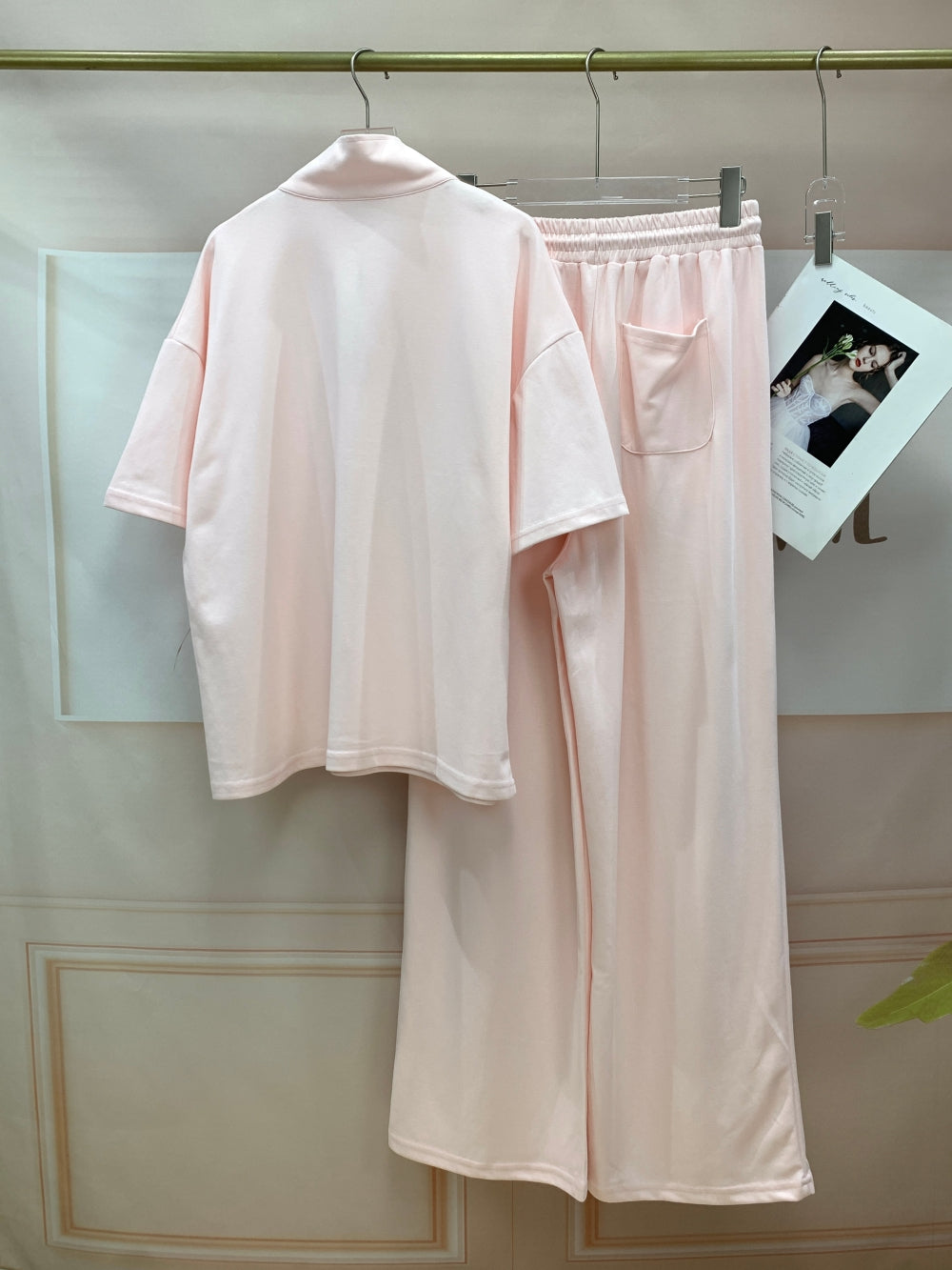 23635_PINK