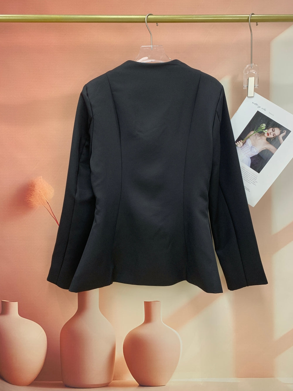 24364_BLACK