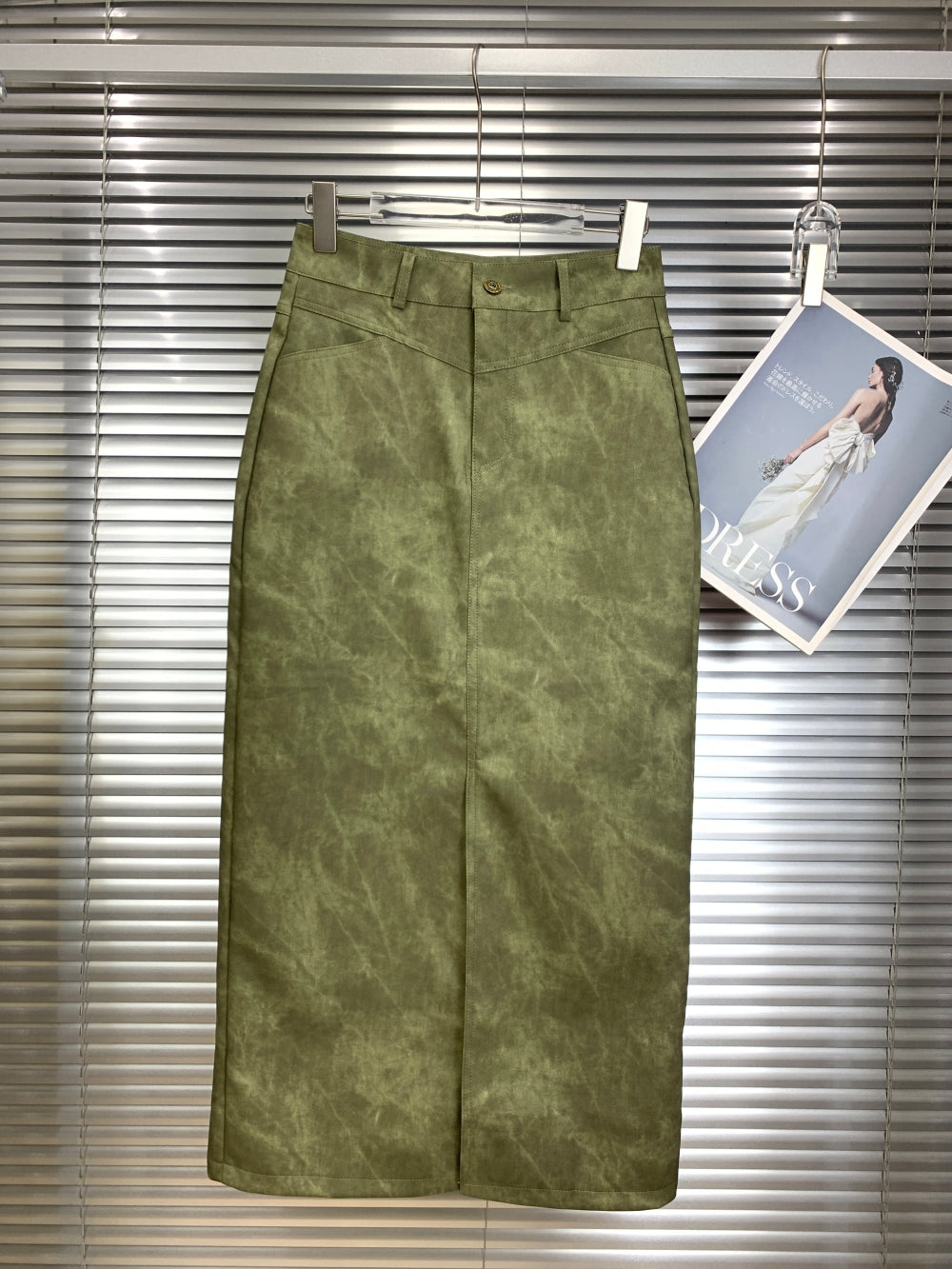 21956_GREEN