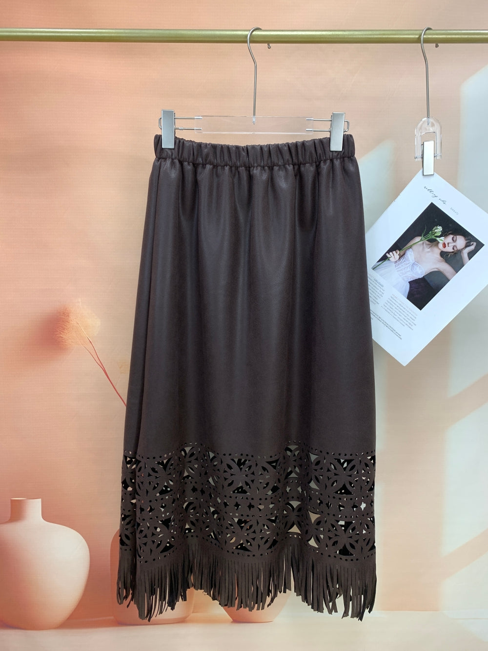 25261_BROWN
