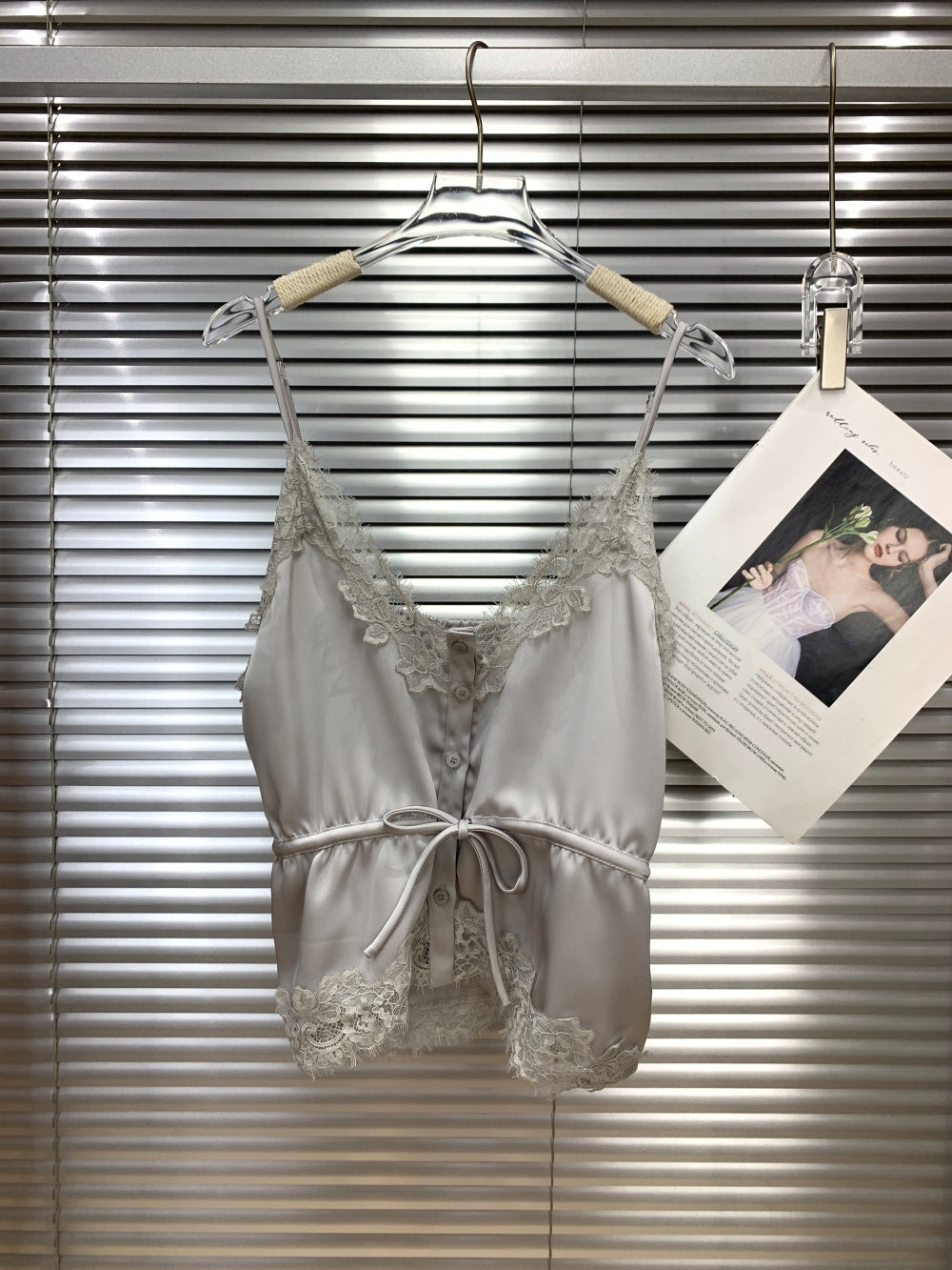 23590_GREY