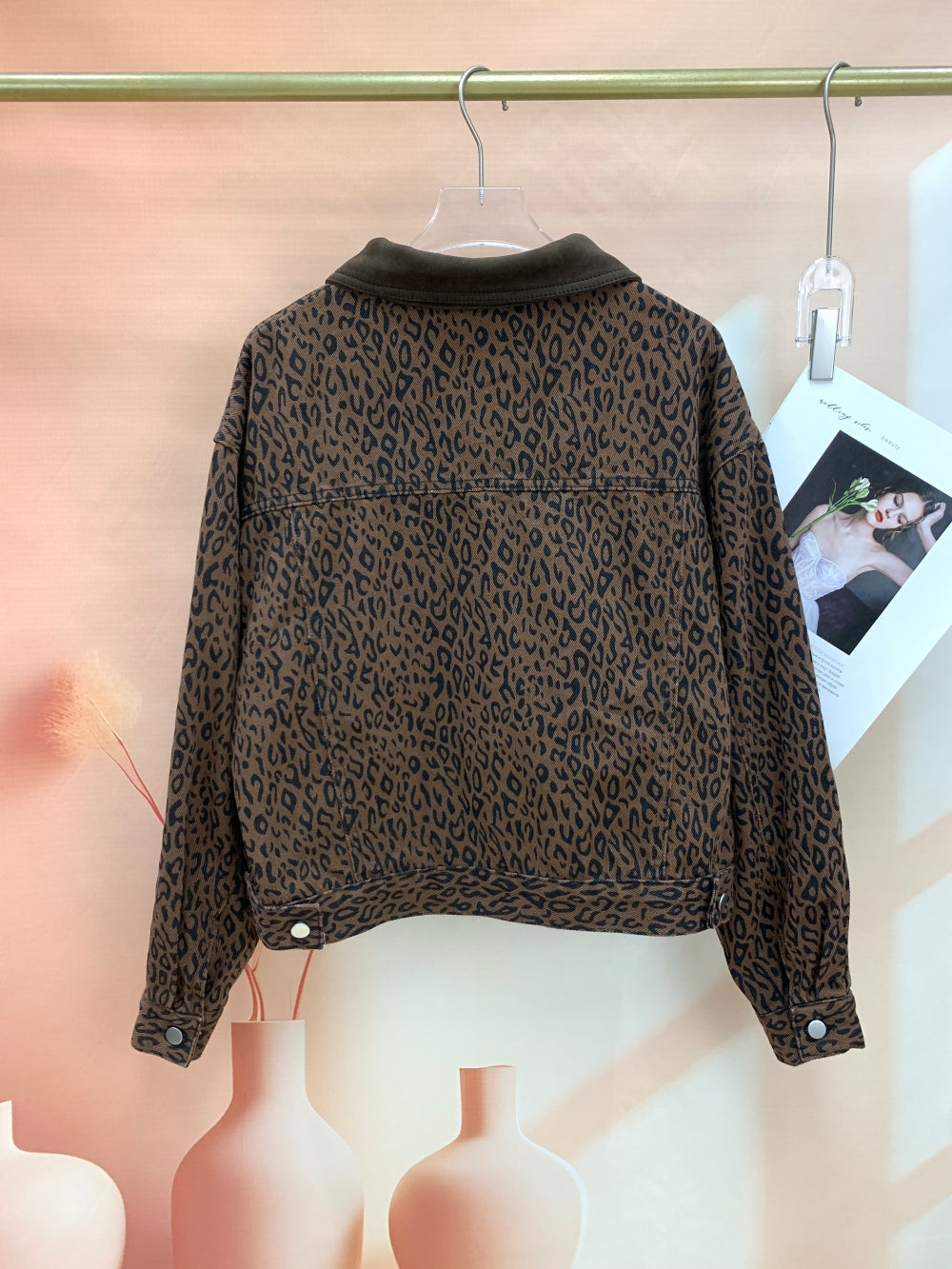 25182_BROWN