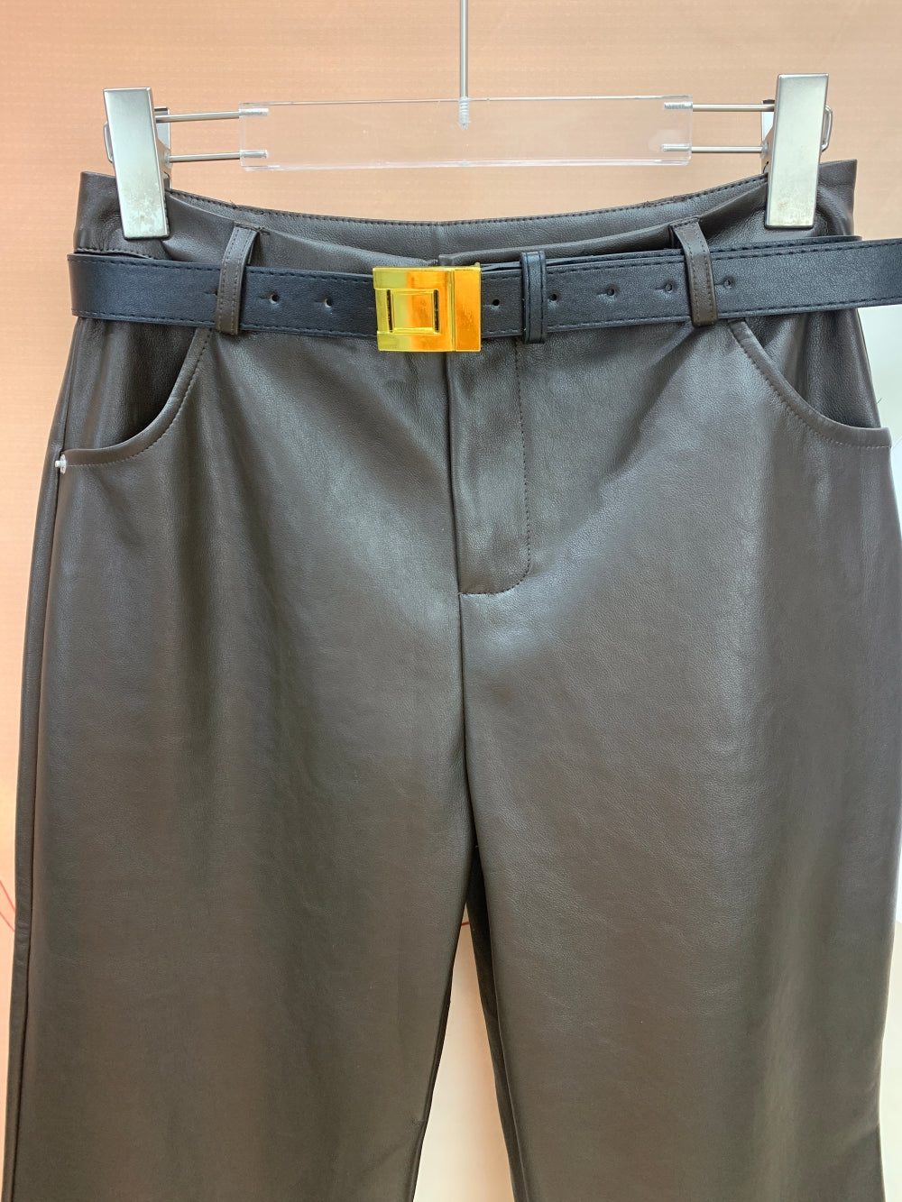 25156_BROWN
