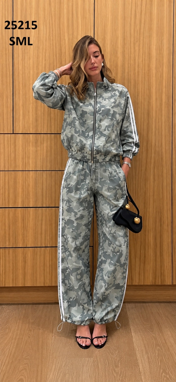 25215_GREEN