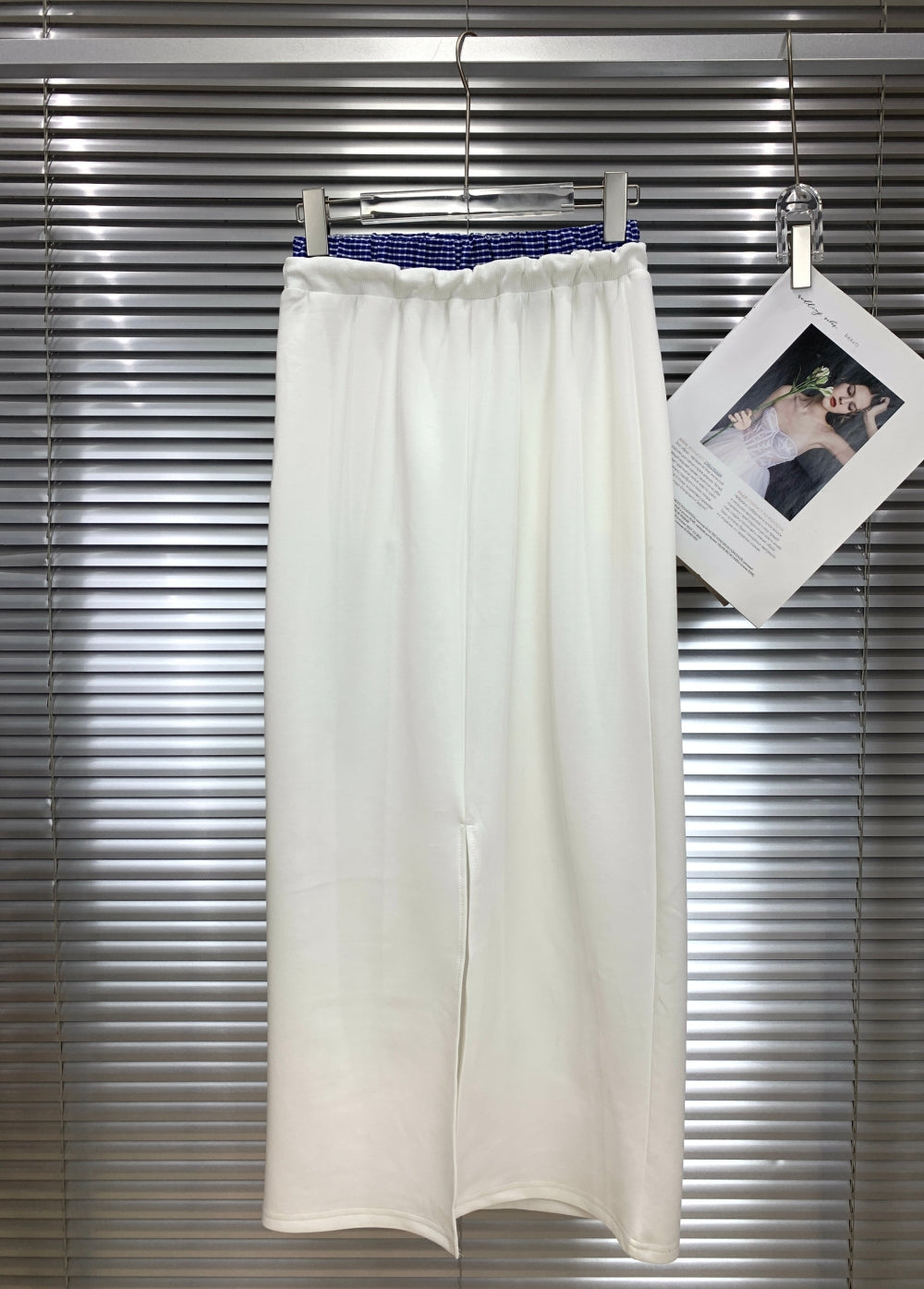 23396_WHITE