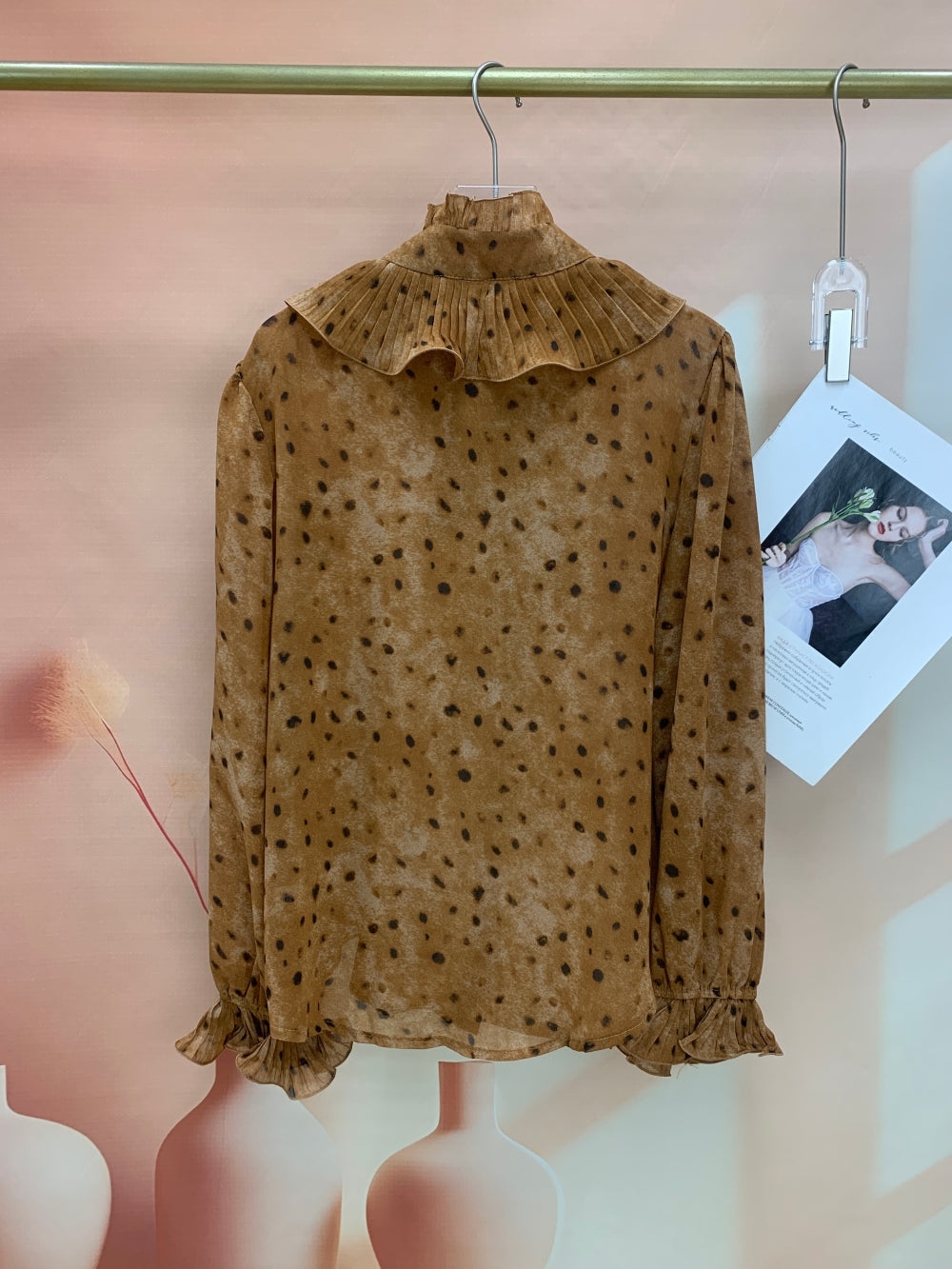 25168_BROWN