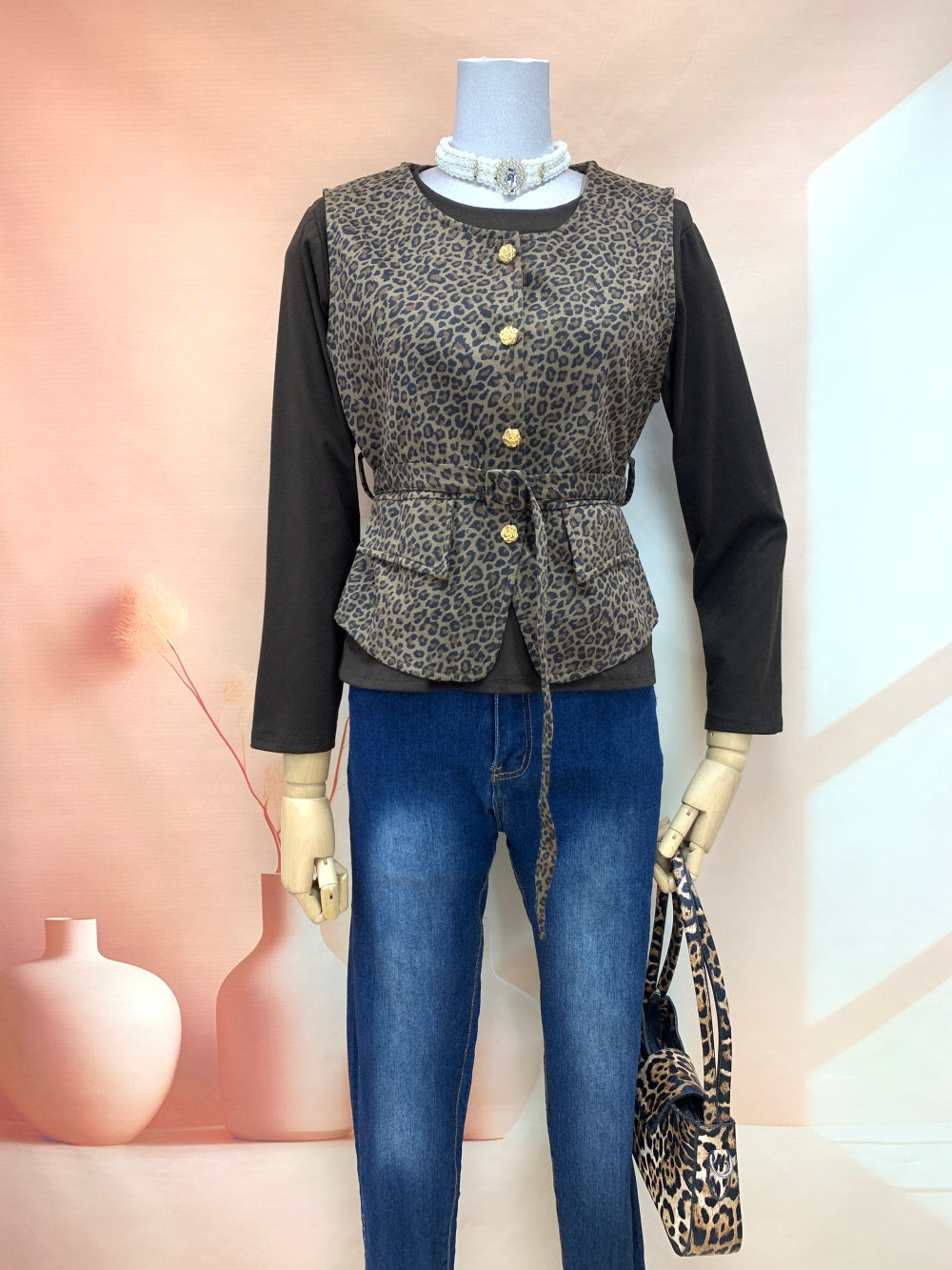 25200_BROWN