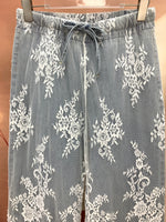 24432_WHITE