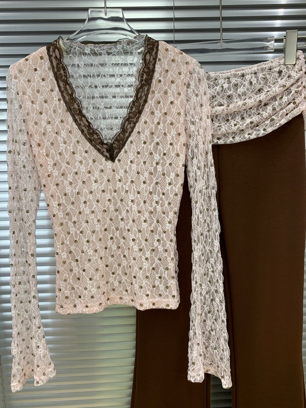 23589_PINK