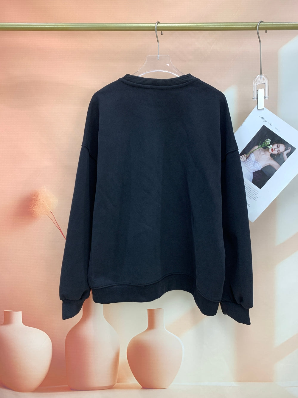 25233_BLACK