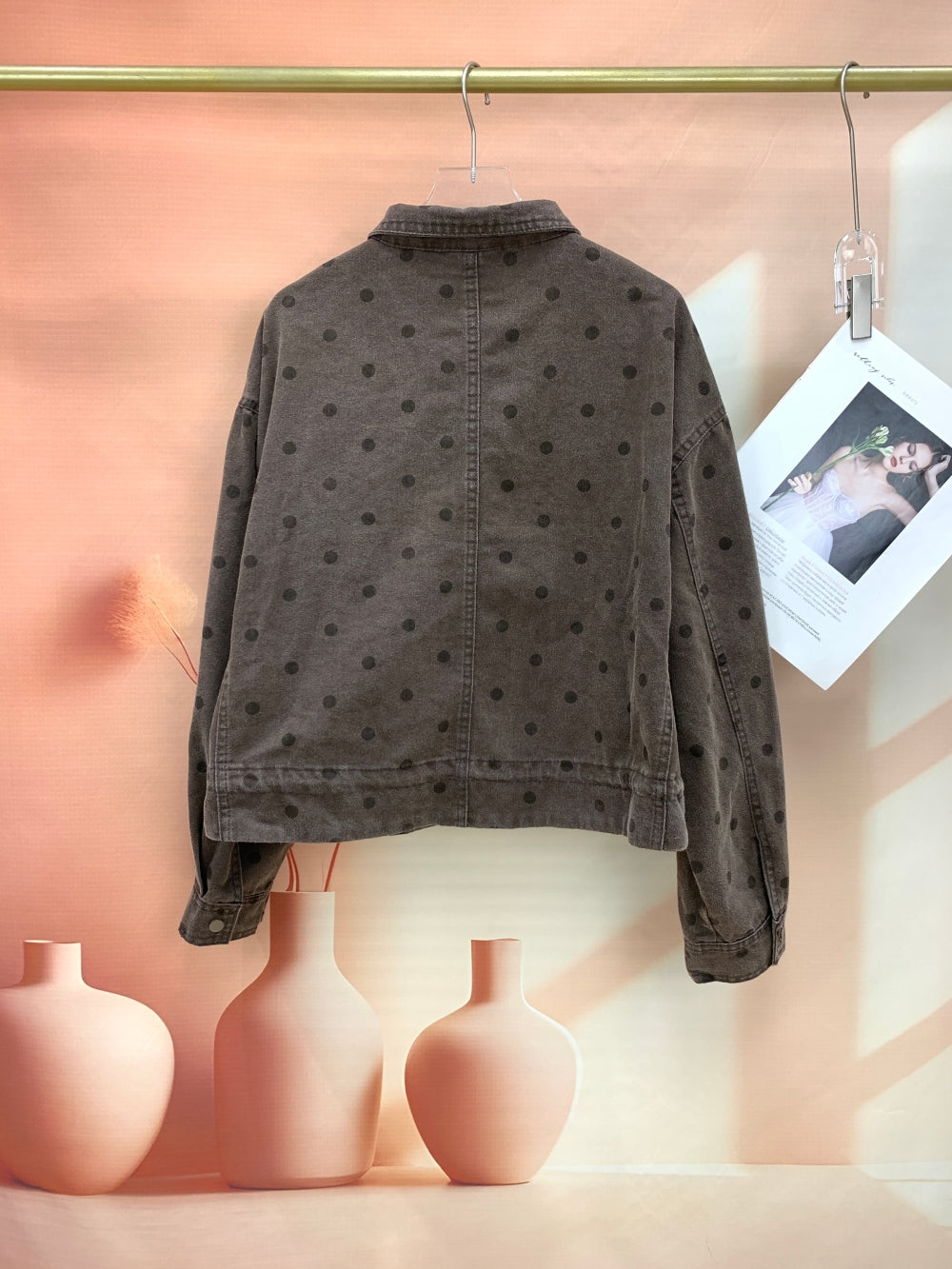 24932_BROWN