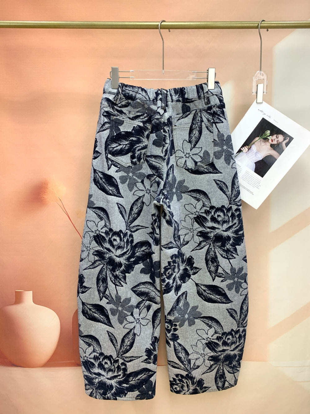 25167_GREY