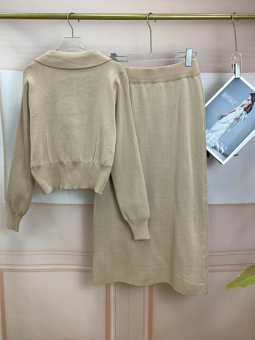 17532_BEIGE