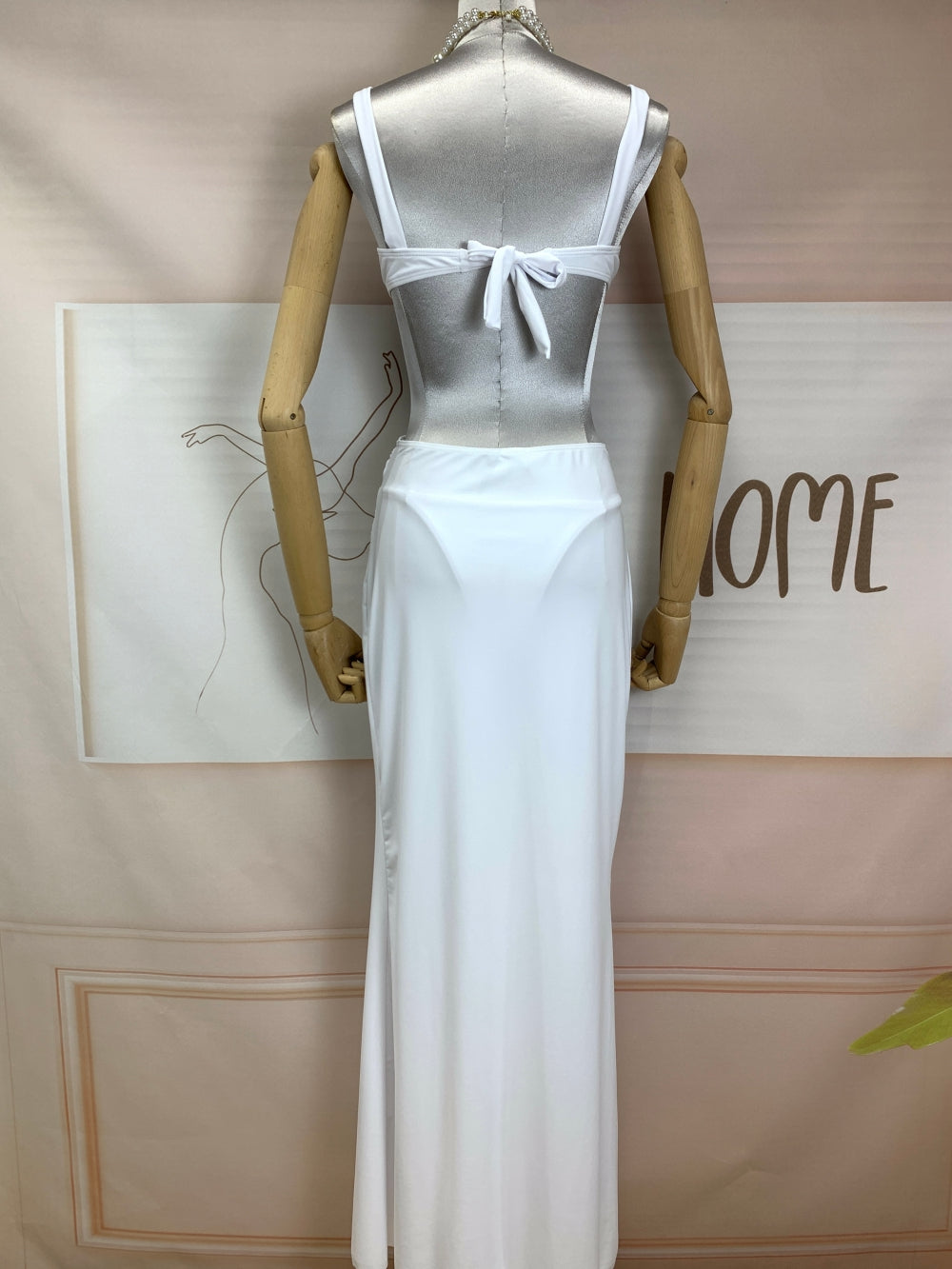 23017_WHITE