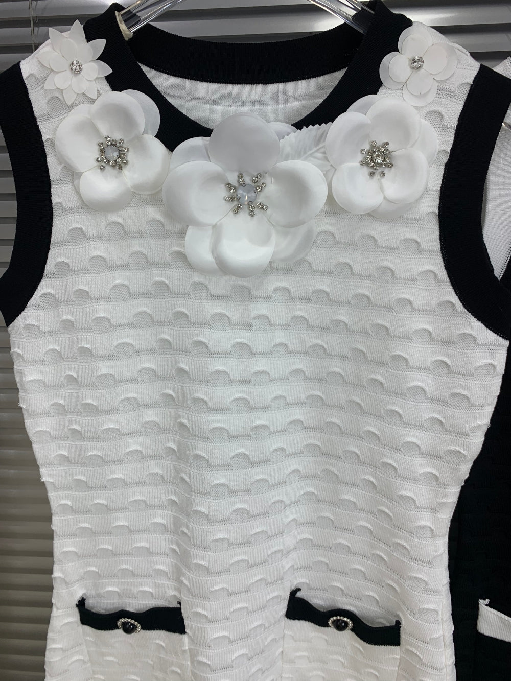 20788_WHITE