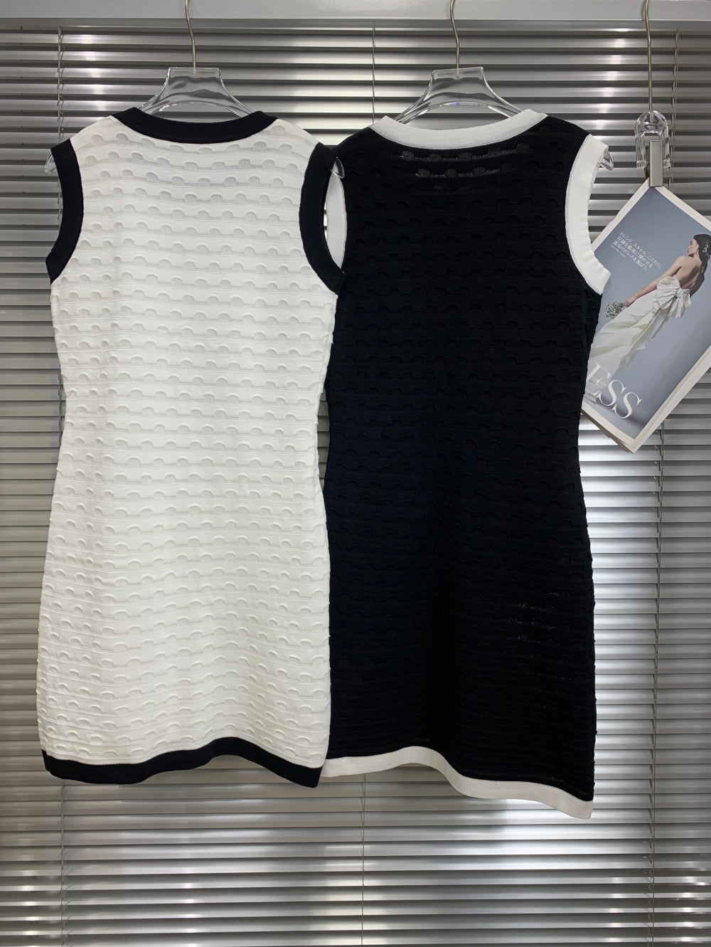 20788_BLACK
