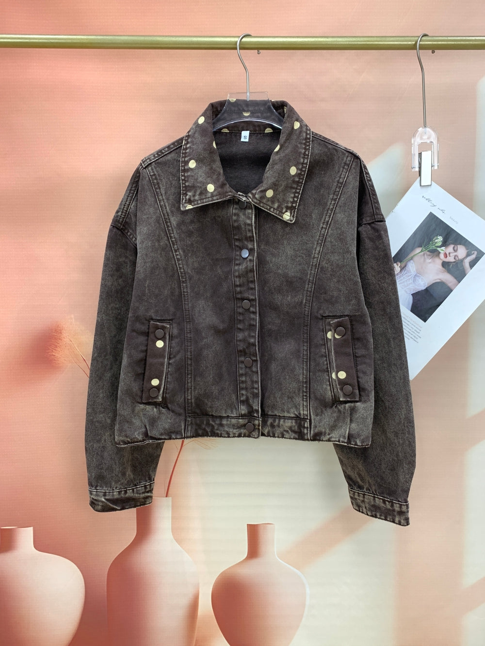 24841_BROWN