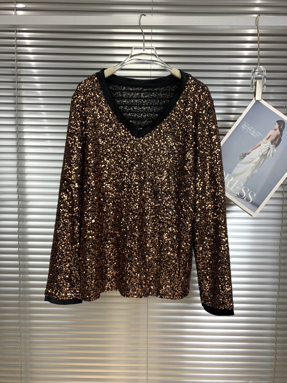 22427_BROWN