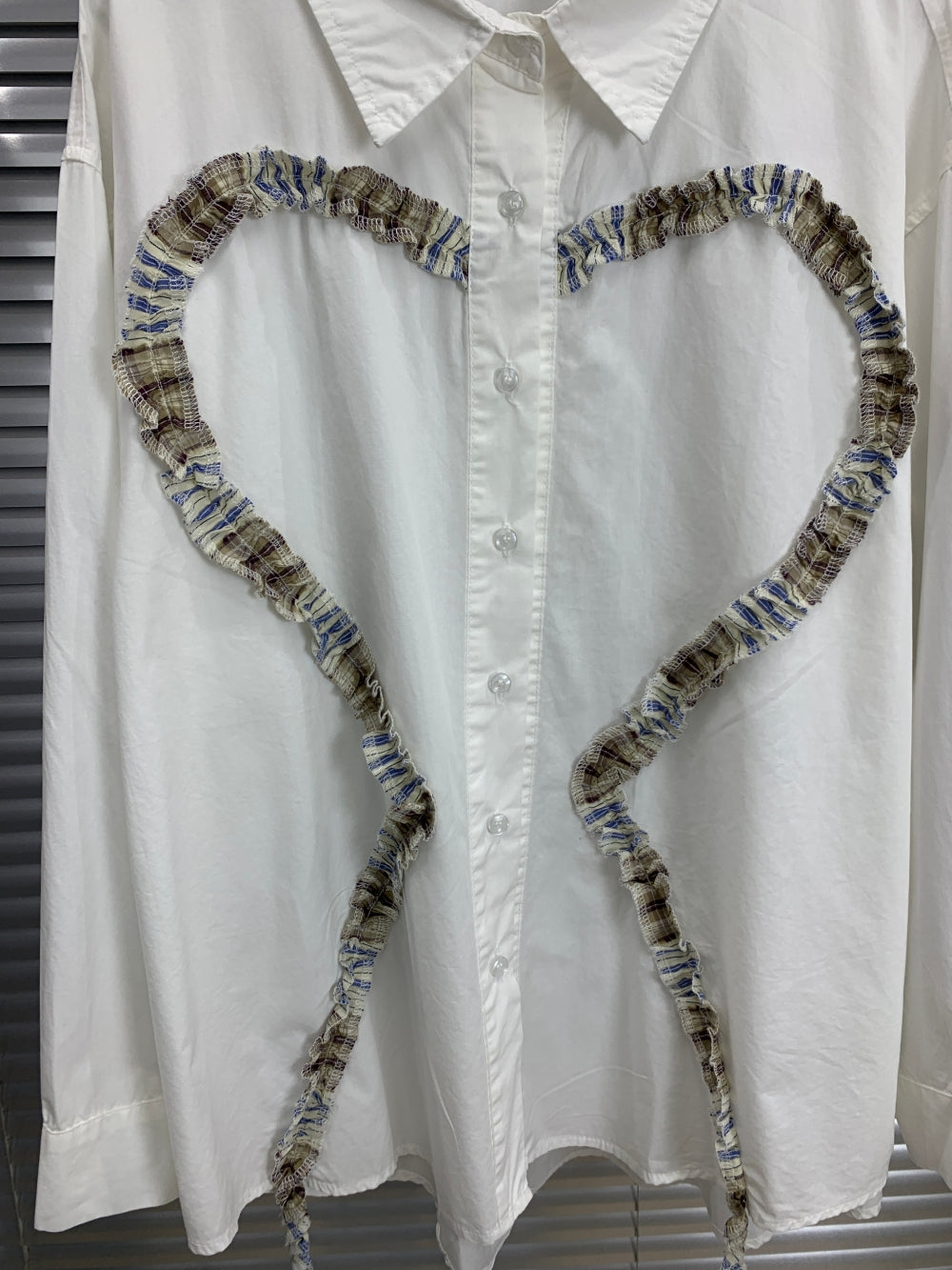22814_WHITE
