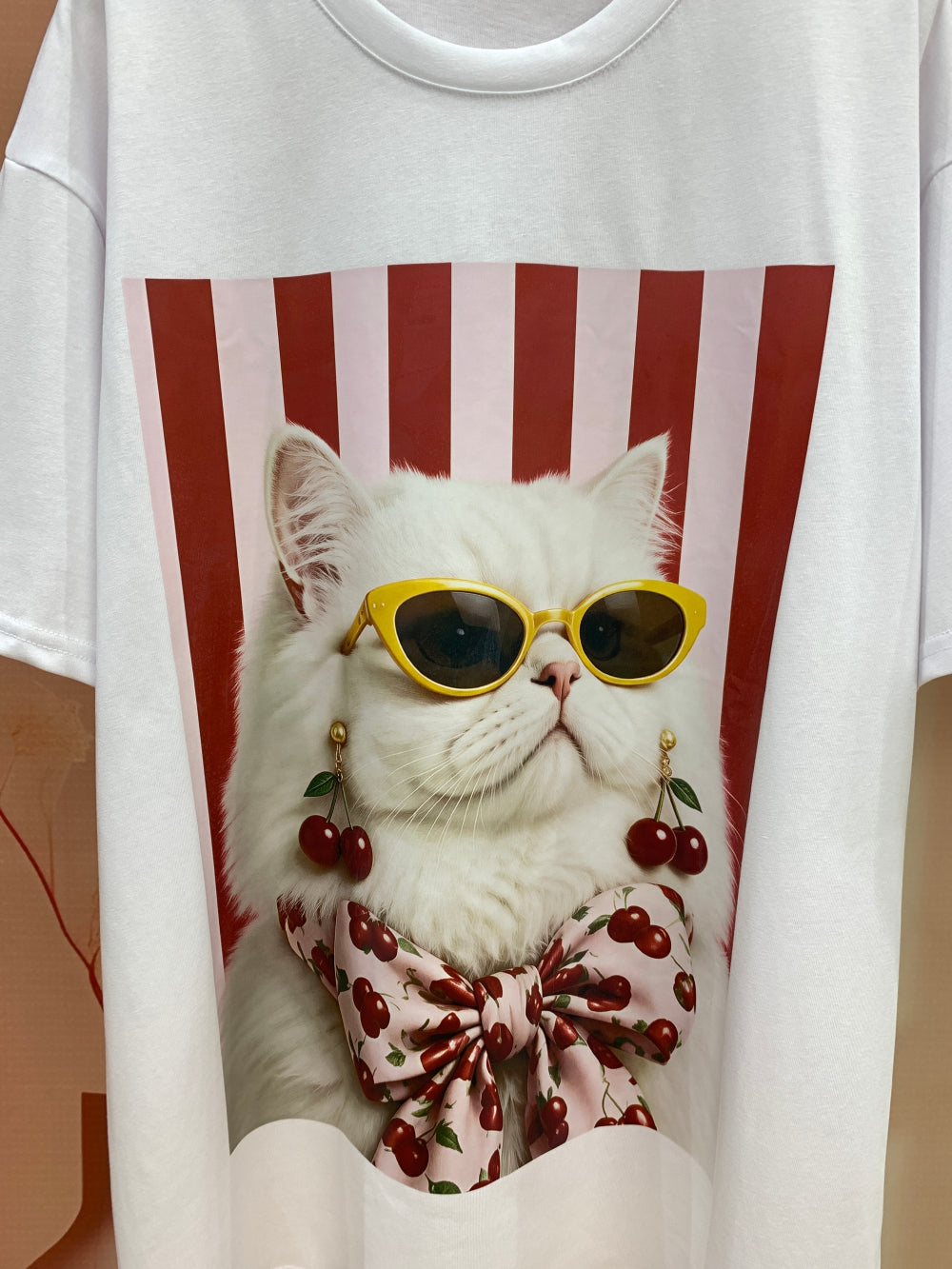 24811_WHITE