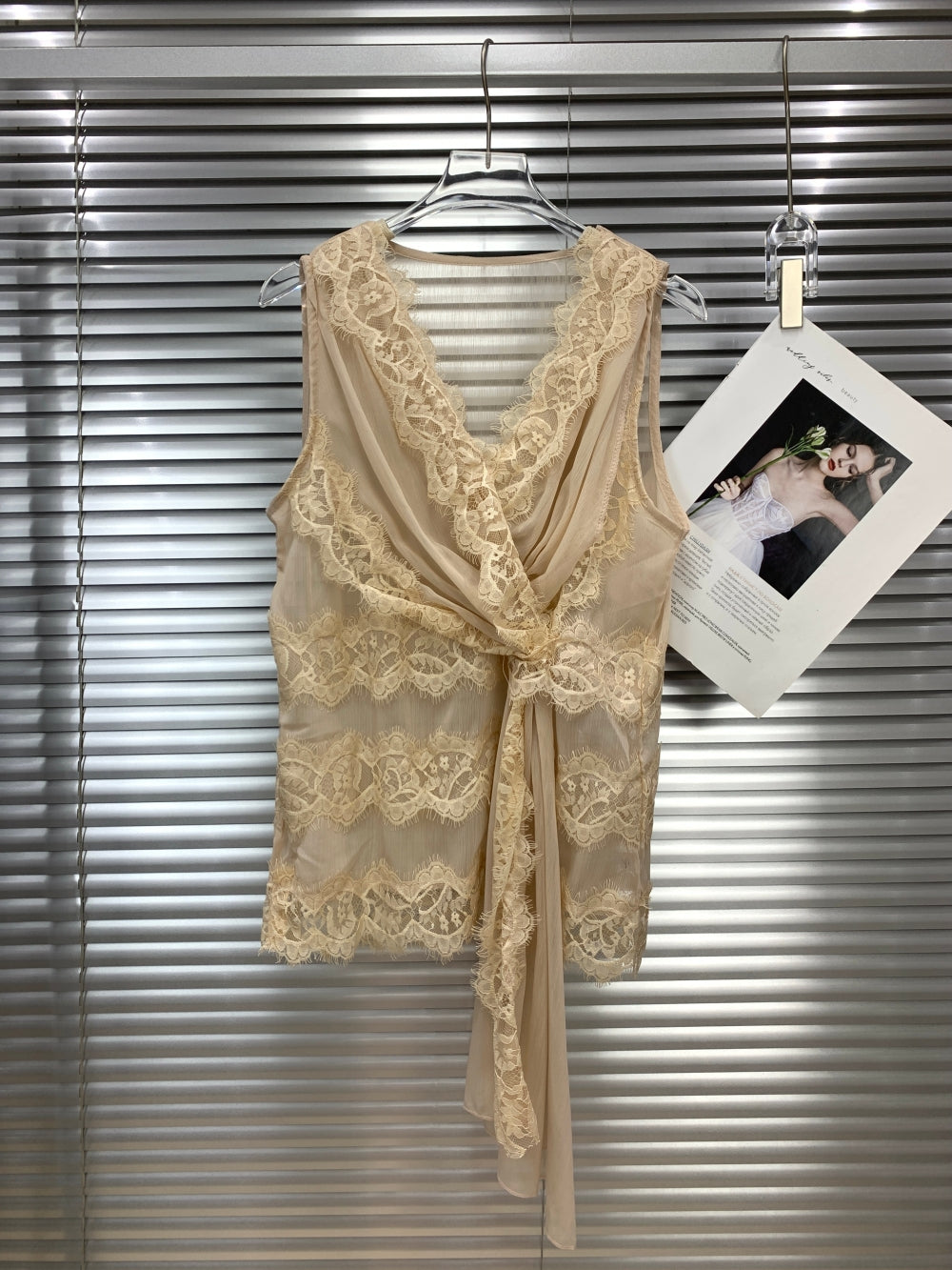 23884_BEIGE