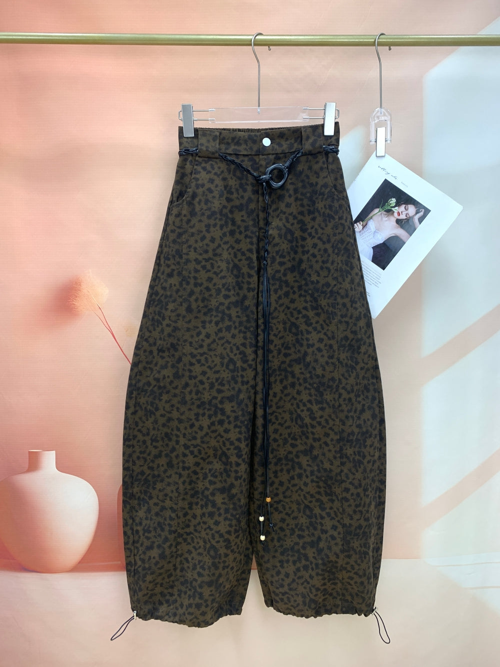25140_BROWN