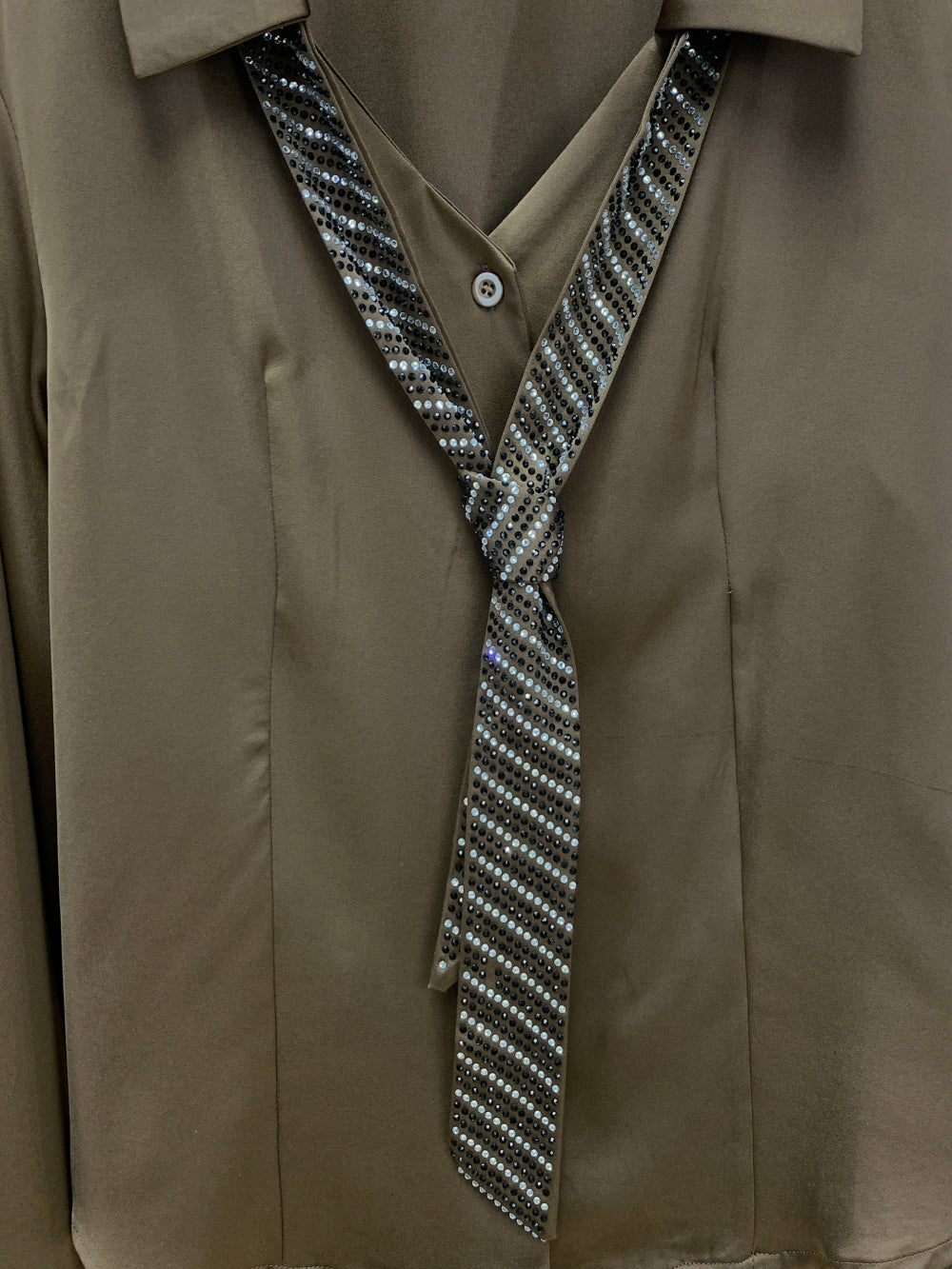 24990_BROWN