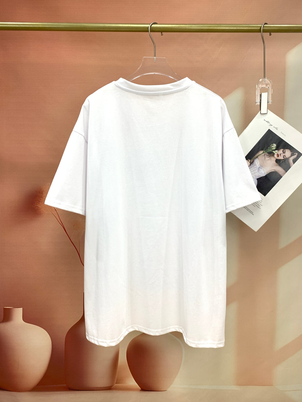 24724_WHITE