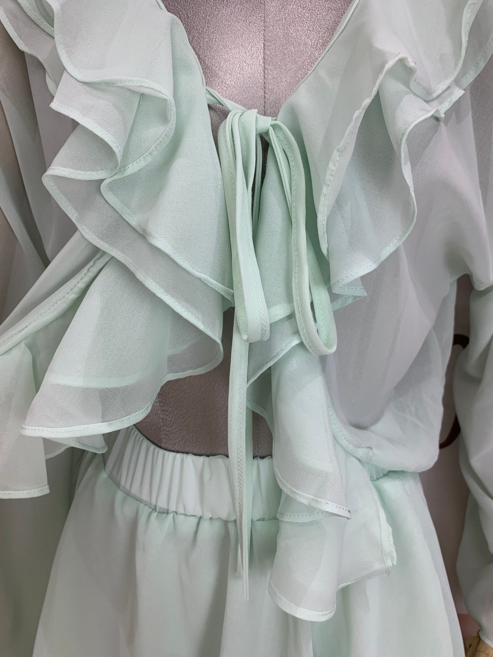 20733_GREEN