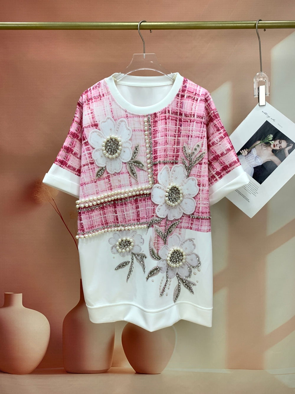 24697_WHITE