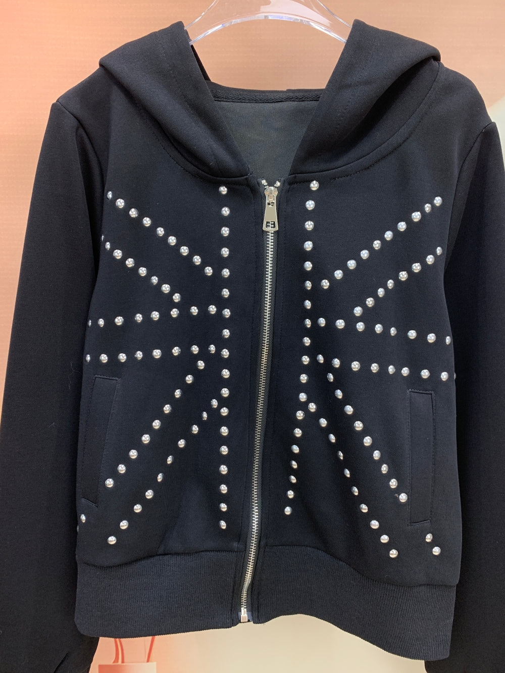 24950_BLACK