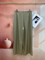 24635_BROWN