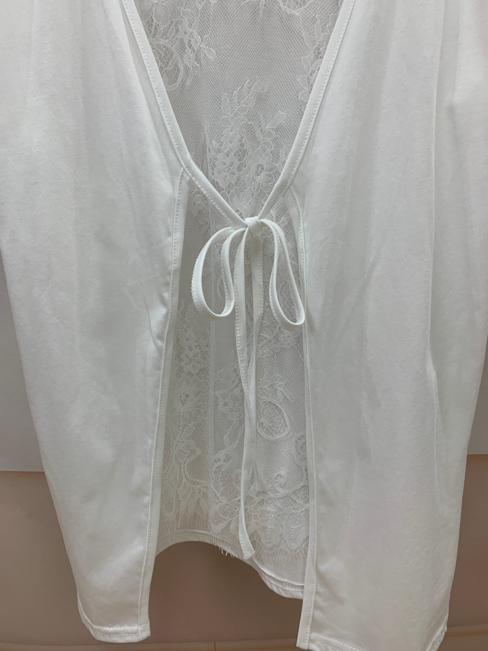 23490_WHITE
