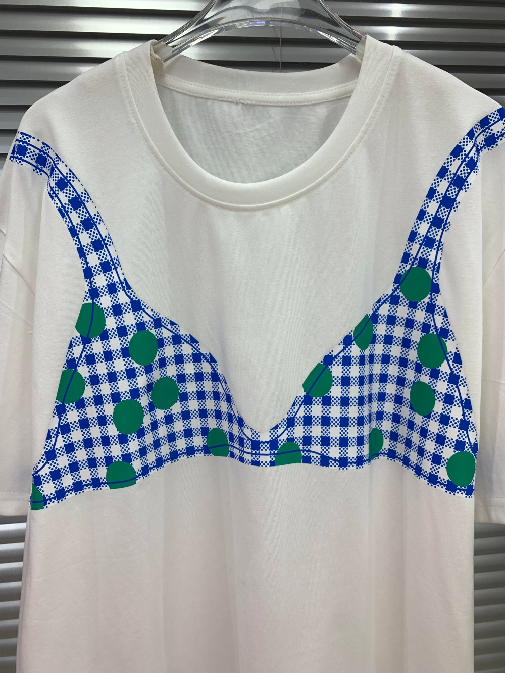 24157_WHITE