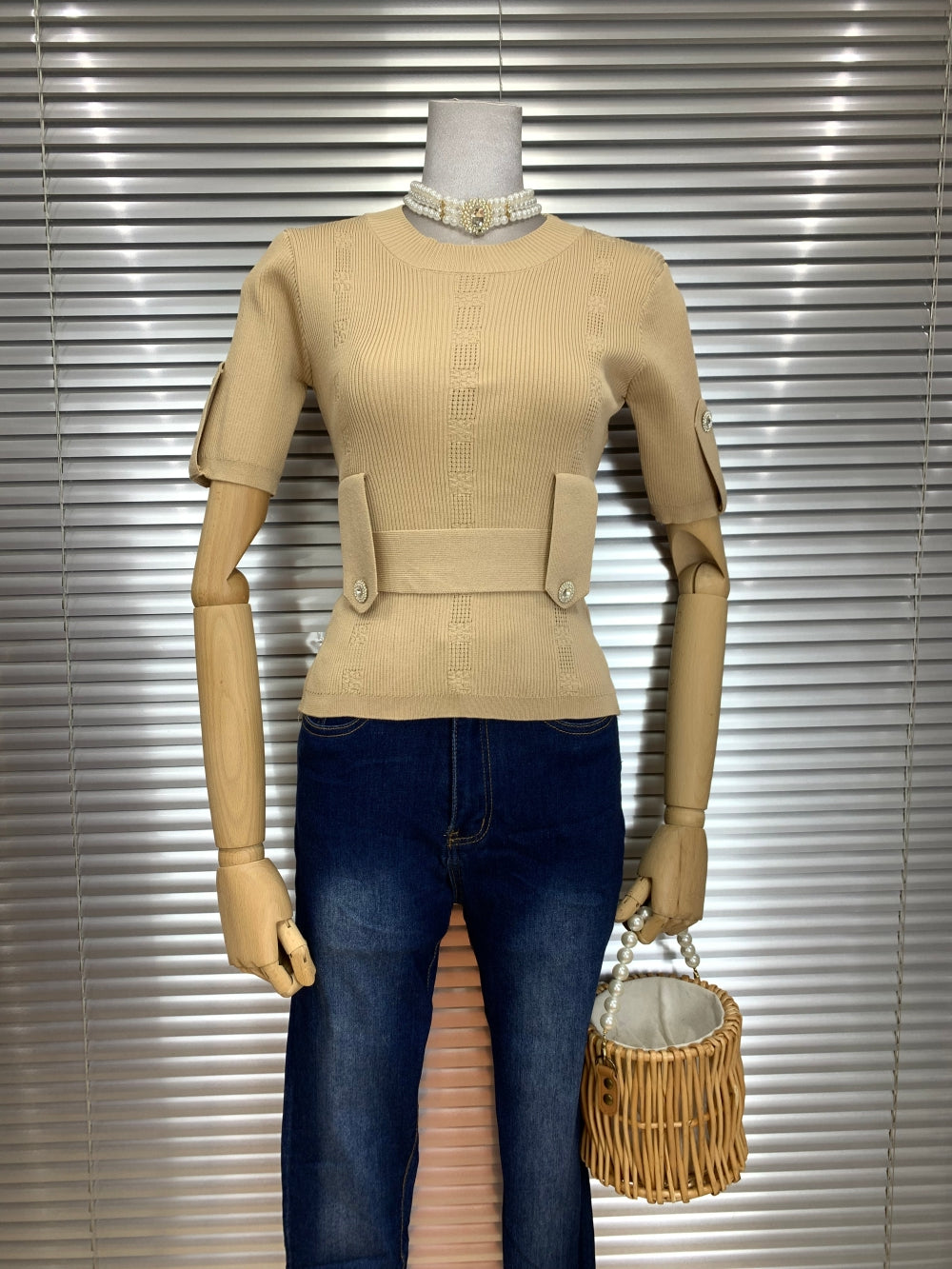 20948_BROWN