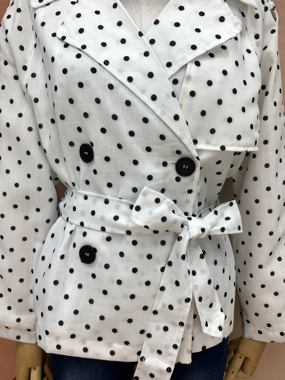 24598_WHITE
