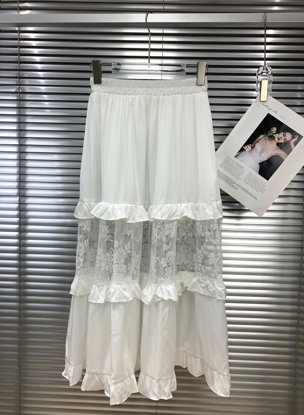 23497_WHITE
