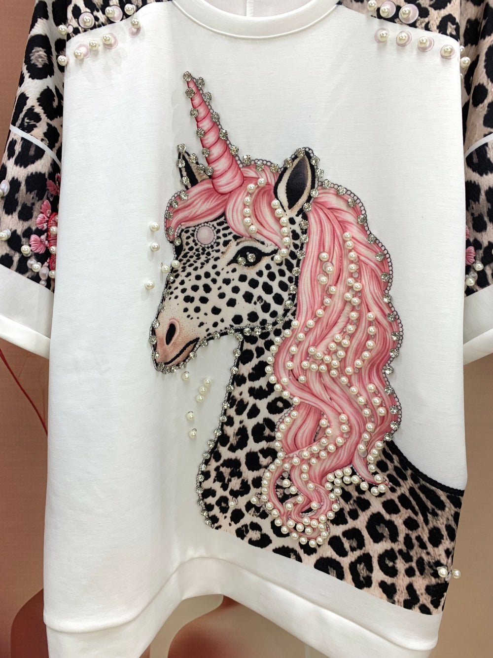 24647_WHITE
