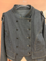 24832_GRAY