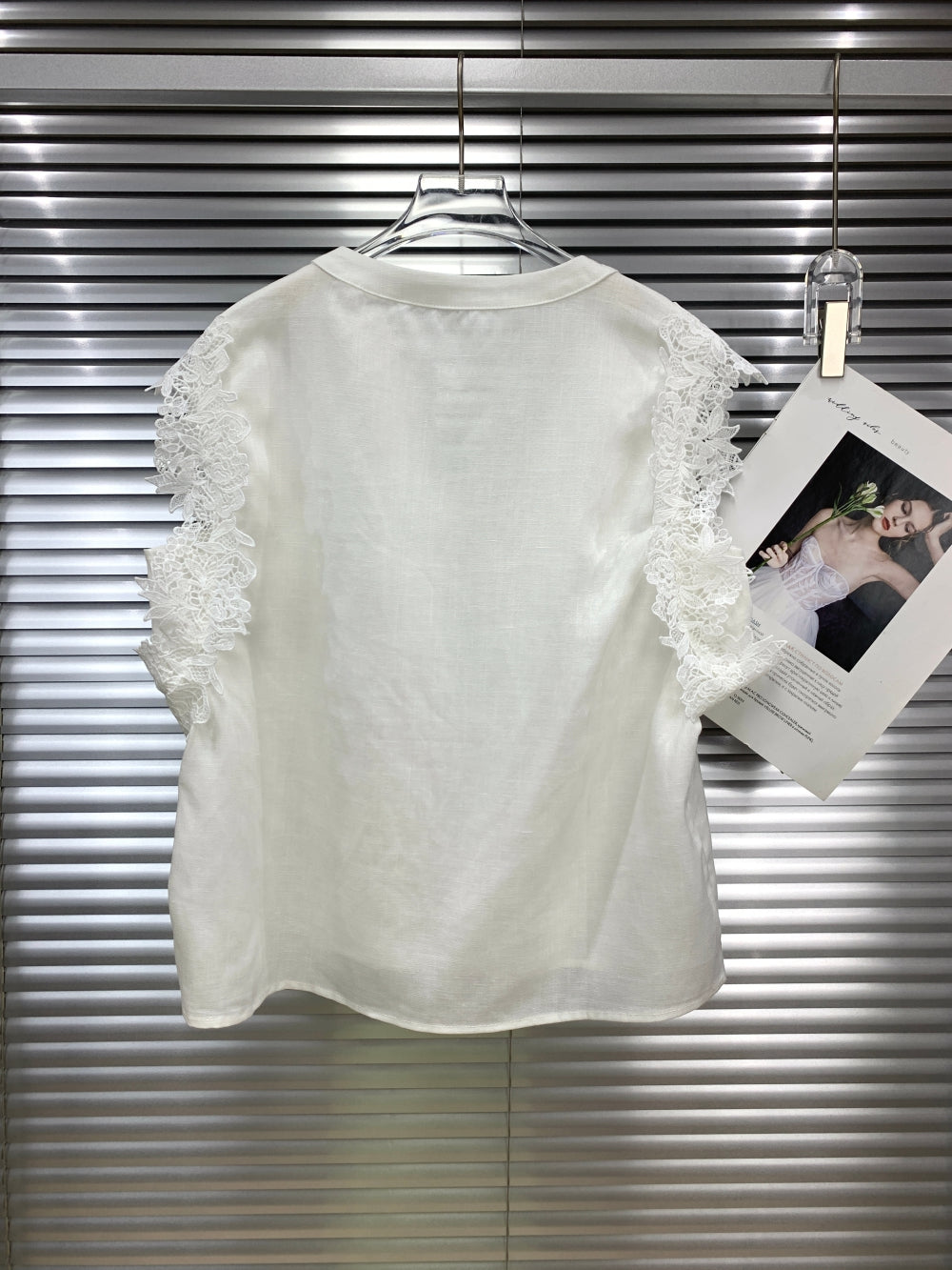 23730_WHITE