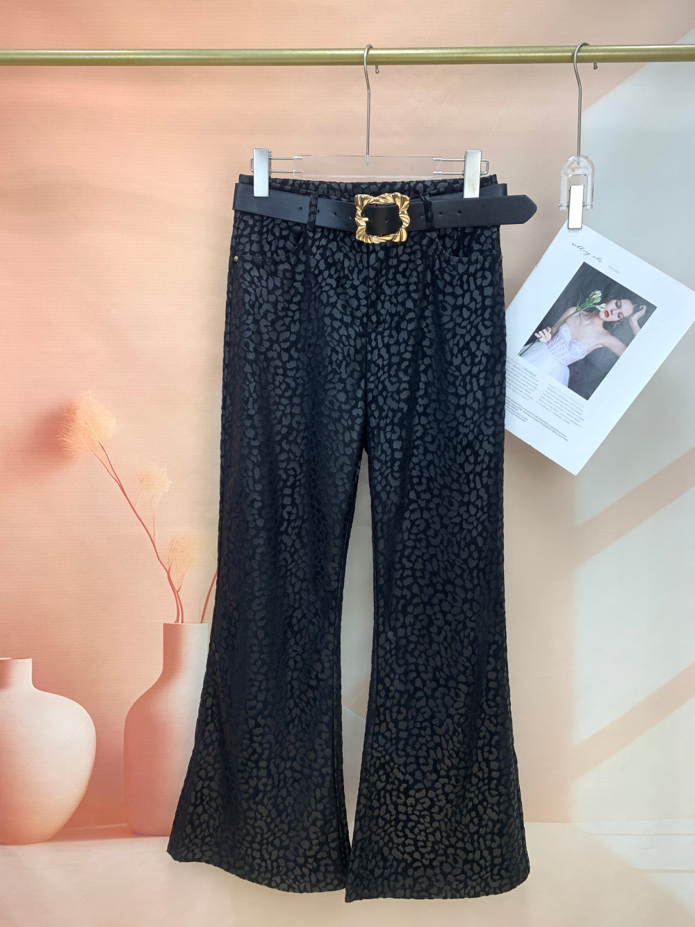 25238_BLACK
