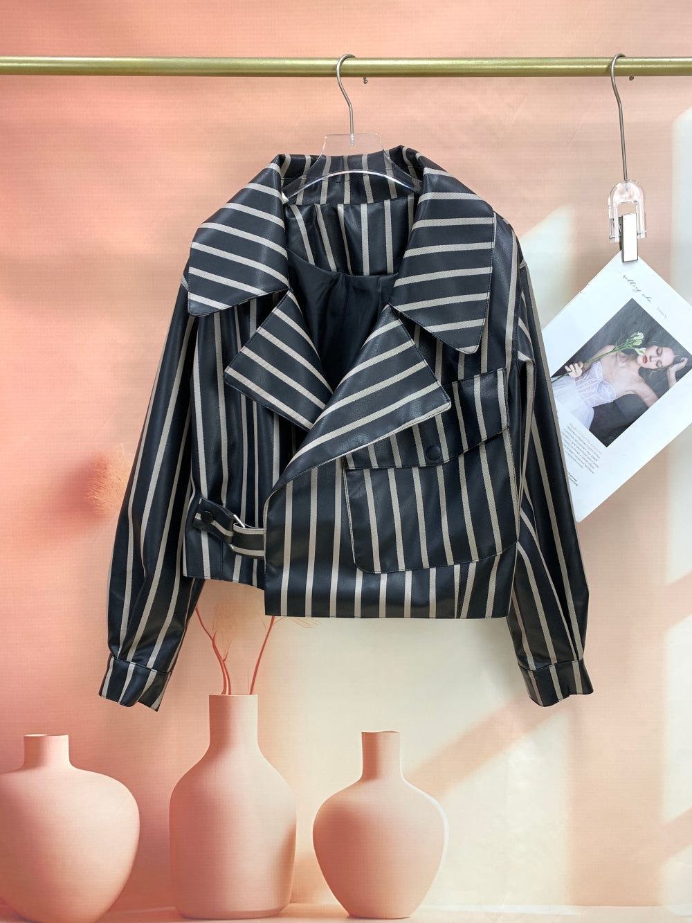 24976_BLACK